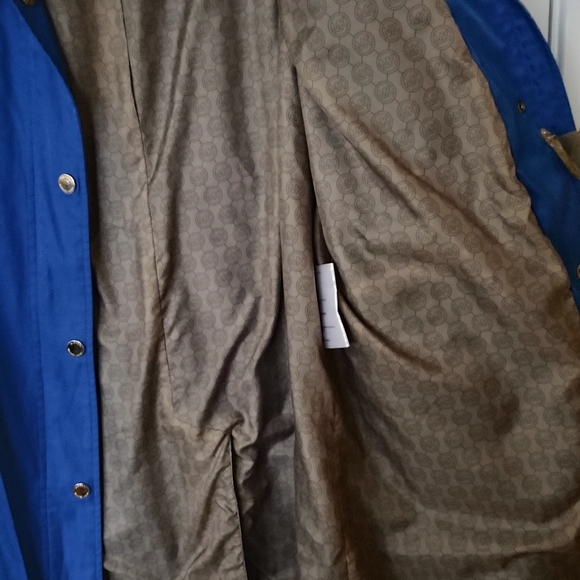 Michael Kors Blue coat XL zip up front with buttons,four pockets. - Picture 7 of 8